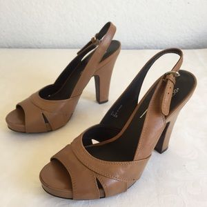Donald J Pliner Brown sandals